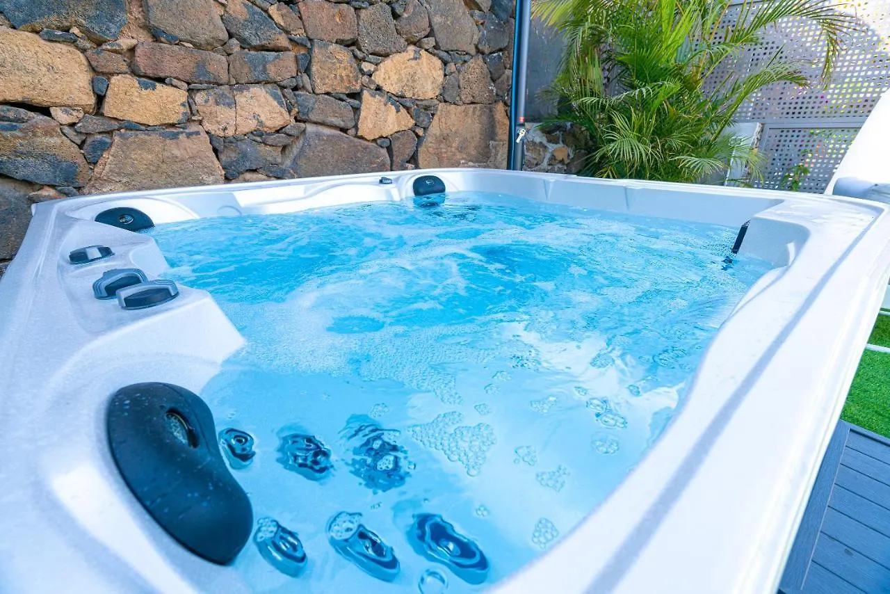 Villa Loft Jacuzzi Teleworking Wifi San Miguel de Abona